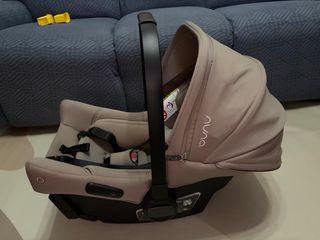（分類：）位於 。 由 lullabyyy137 提交（商品編號 1465670245，圖片 1）。簡介： 。