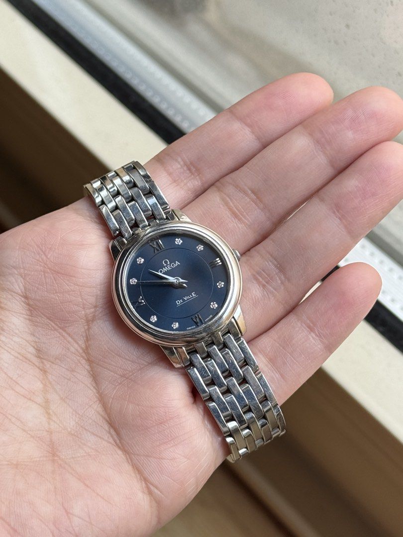Omega De Ville Prestige (Category: Luxury Watches) located in Quezon City. Submitted by minutesandseconds (Listing ID 1465739229, Image 1). Description: Omega De Ville Prestige With diamonds (0.04ct w/ precious stone card) Bought from a reputable shop in KL Complete set 27.5mm diameter.