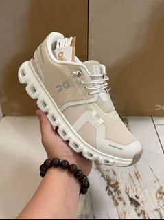 （分類：）位於 。 由 sneakerssssssssssss 提交（商品編號 1465679028，圖片 1）。簡介： 。