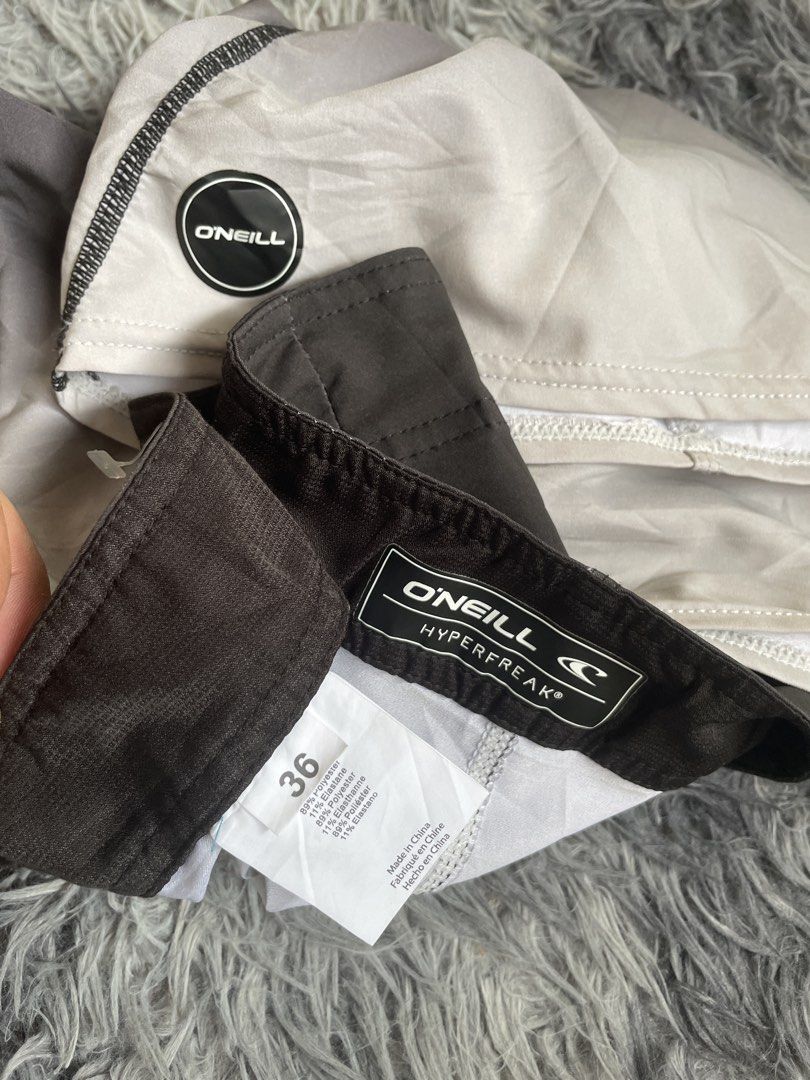 O’Neill BS (Category: Shorts) located in Daraga. Submitted by pangs192325 (Listing ID 1465586835, Image 1). Description: O’Neill BS Size 36-37 No issue Excellent condition ₱550 Location Bicol Albay .