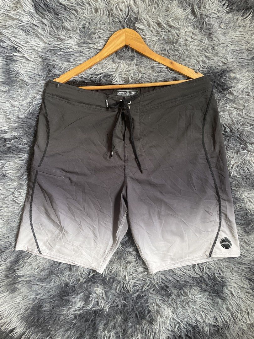 O’Neill BS (Category: Shorts) located in Daraga. Submitted by pangs192325 (Listing ID 1465586835, Image 2). Description: O’Neill BS Size 36-37 No issue Excellent condition ₱550 Location Bicol Albay .