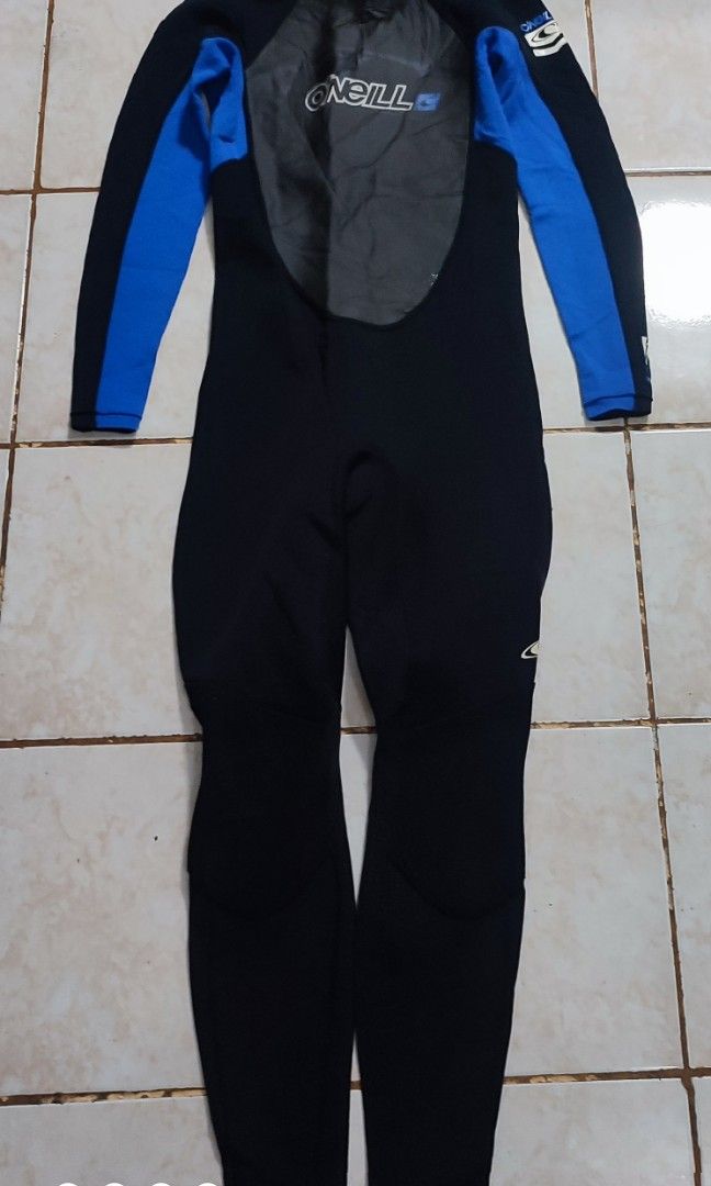 O'NEILL Full Body Wetsuit (Category: Swim Top & Rash Guards) located in Antipolo. Submitted by klashnikov (Listing ID 1465664510, Image 1). Description: Size:XS Dimes: Width 16/17"xLength 54.5" Tags:Complete Condition:Excellent Honest issue:used Payment option:Bank transfer,gcash,cash ₱850 only nego Pwede videocall for legitimacy Pwede pickup sa aking munting garahe waze (JDM thrift shop) Pwedeng meetup around upper Antipolo,pag malayo ka pwede n