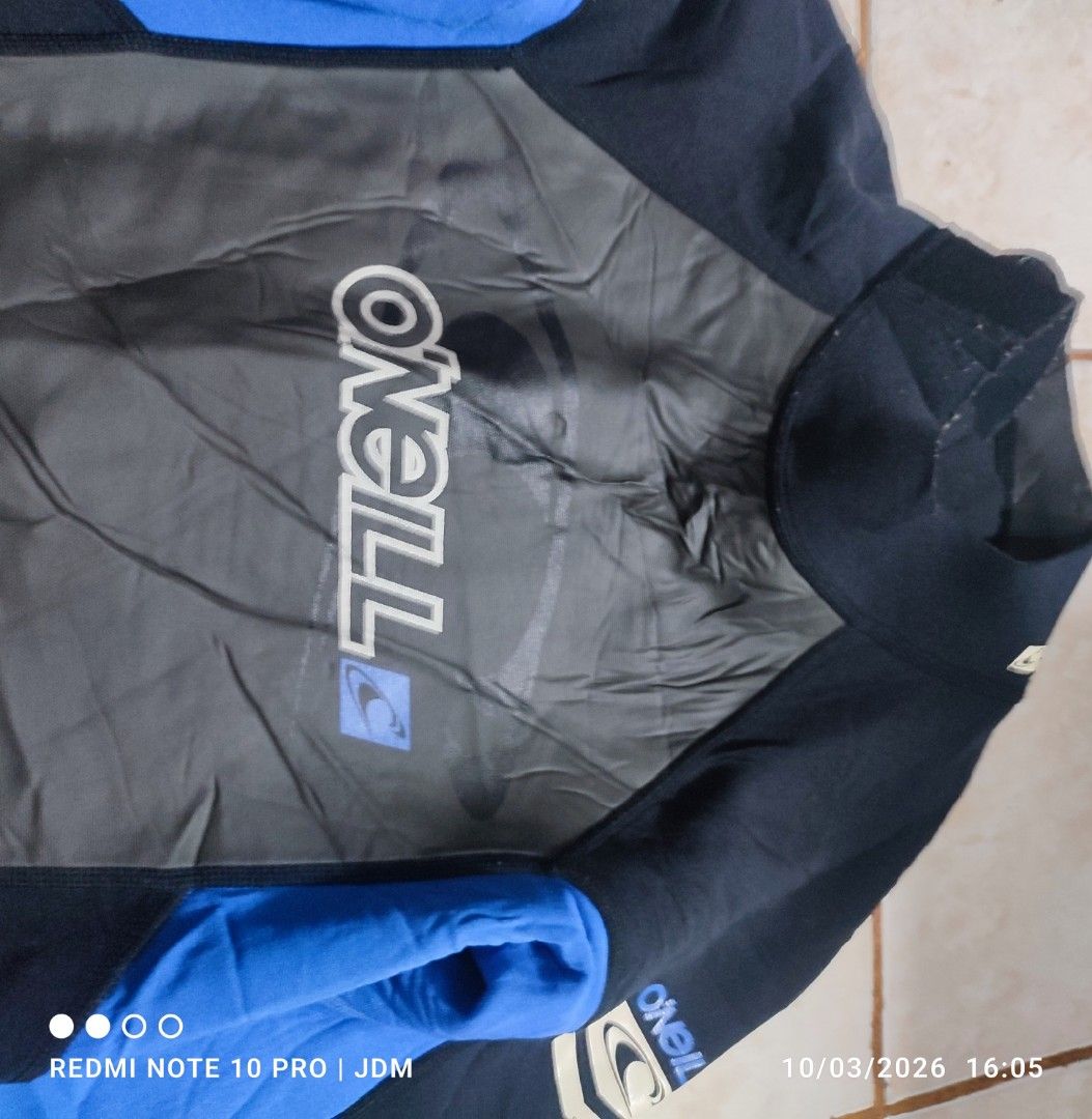 O'NEILL Full Body Wetsuit (Category: Swim Top & Rash Guards) located in Antipolo. Submitted by klashnikov (Listing ID 1465664510, Image 2). Description: Size:XS Dimes: Width 16/17"xLength 54.5" Tags:Complete Condition:Excellent Honest issue:used Payment option:Bank transfer,gcash,cash ₱850 only nego Pwede videocall for legitimacy Pwede pickup sa aking munting garahe waze (JDM thrift shop) Pwedeng meetup around upper Antipolo,pag malayo ka pwede n