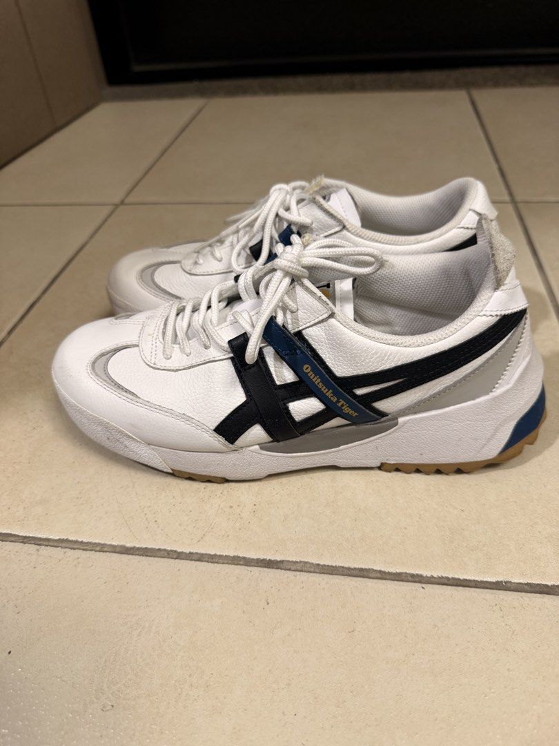 Onitsuka tiger (Category: Sneakers) located in San Isidro. Submitted by aylioooo (Listing ID 1465610148, Image 3). Description: .