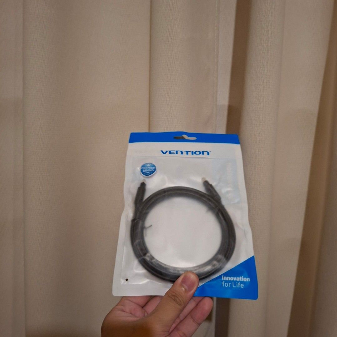 Optical audio fiber cable vention (Category: Craft Supplies & Tools) located in Pasig City. Submitted by fasttech01 (Listing ID 1465580735, Image 1). Description: .