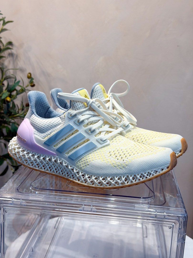 Original Adidas Ultra 4D (Category: Sneakers) located in San Pedro. Submitted by maylynart09522 (Listing ID 1465660135, Image 2). Description: Original Adidas Ultra 4D • size 8 (us) • like new, pero matagal to nakastock lang sa acrylic box • no box included • free acrylic box • 9/10 condition ₱7,000 + shipping fee (slightly negotiable) offer lang kayo pag usapan natin 📍SAN PEDRO LAGUNA.