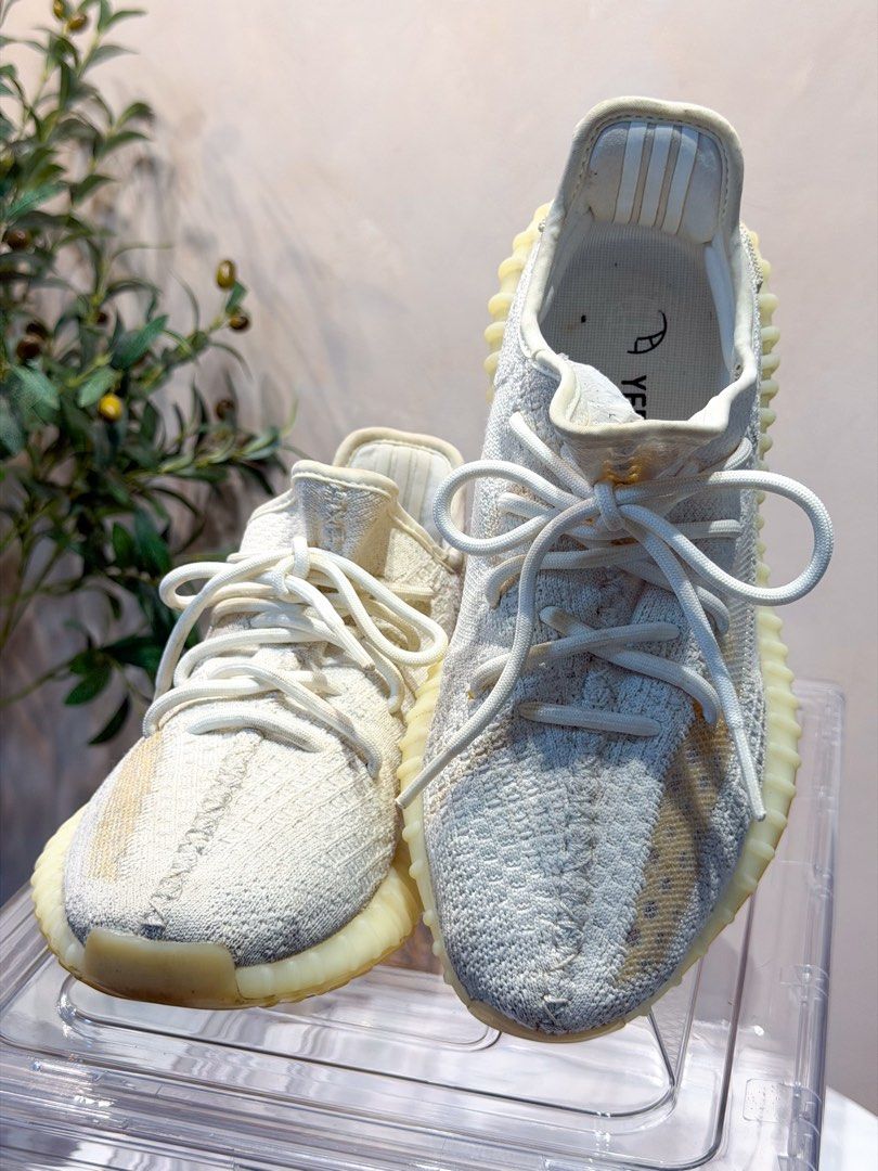 Original Adidas Yeezy (Category: Sneakers) located in San Pedro. Submitted by maylynart09522 (Listing ID 1465662569, Image 1). Description: Original Adidas Yeezy • size 8 (us) • used, pero matagal to nakastock lang sa acrylic box • no box included • free acrylic box • 8/10 condition ₱8,000 + shipping fee (slightly negotiable) offer lang kayo pag usapan natin 📍SAN PEDRO LAGUNA.