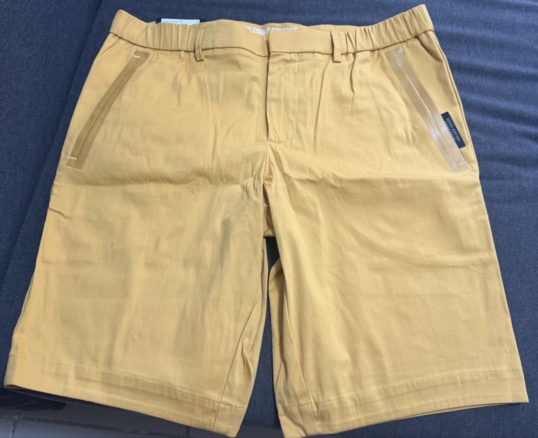 Original HUGO BOSS SHORTS (Category: Luxury Apparel) located in Manila. Submitted by prettystuff1008 (Listing ID 1465645596, Image 2). Description: New Bought at rustan makati Size 34 .