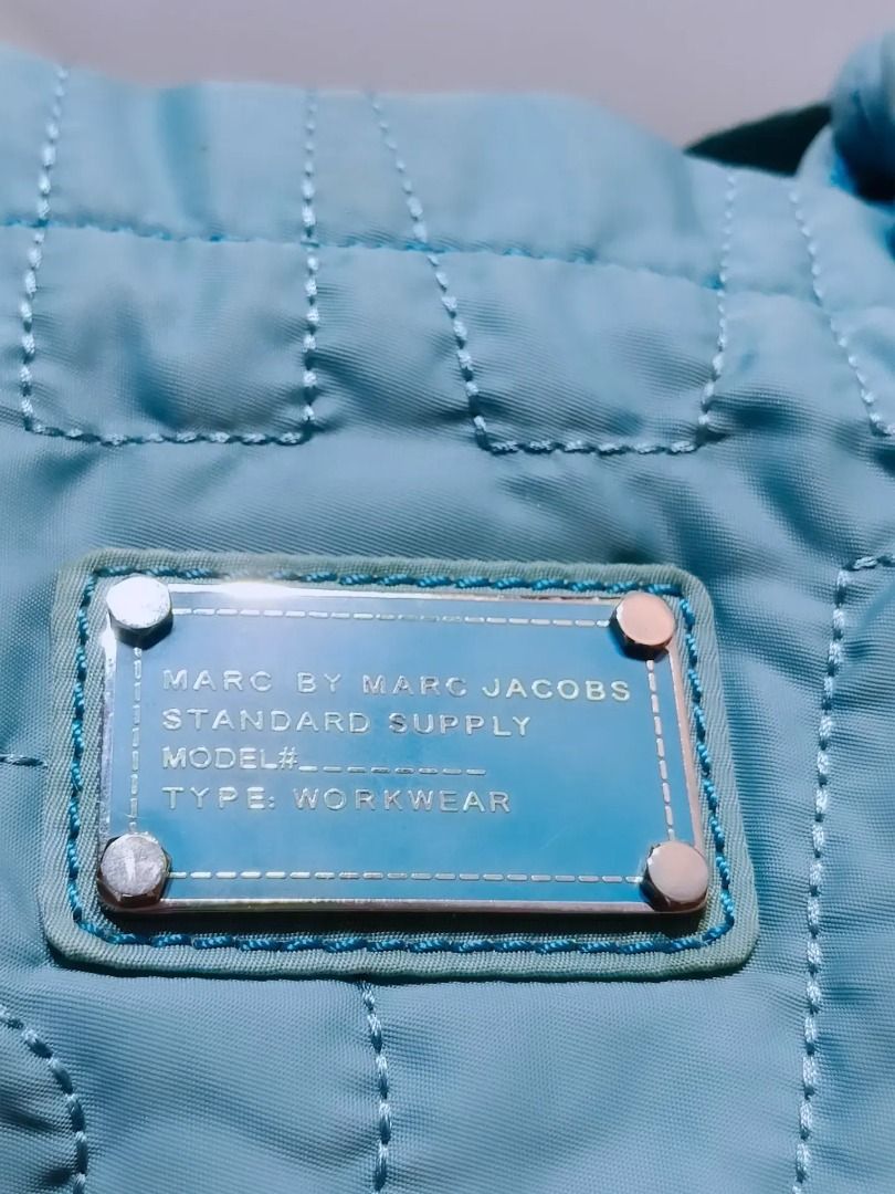 Original MARC JACOBS (Category: Shoulder Bags) located in Cabuyao City. Submitted by your____lux____shop (Listing ID 1465684581, Image 2). Description: Sale❗️Sale❗️Sale❗️ Original Marc Jacobs preloved Medium-Large Pure Nylon 📌First to pay!.