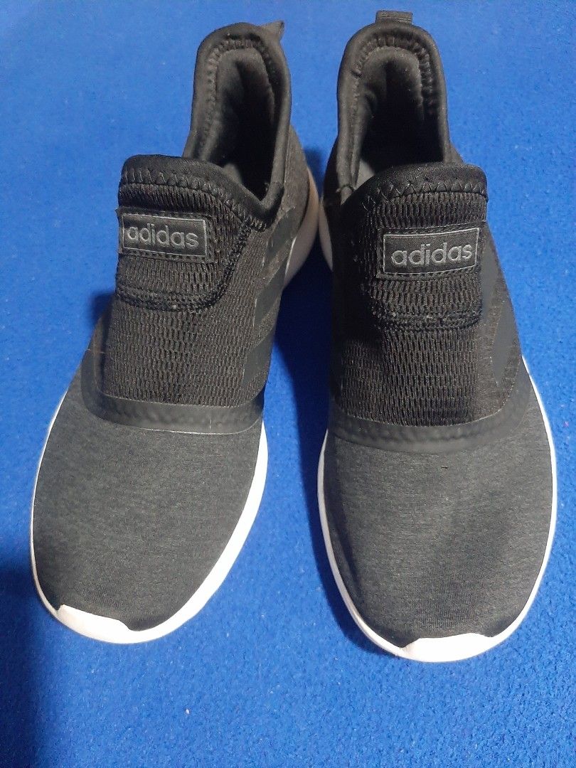 Original rubber shoes ad!d..$ (Category: Sneakers) located in Baras. Submitted by iambriane07 (Listing ID 1465693088, Image 2). Description: authentic size 7 for sure buyer only cash lang po hindi trade black galing US.