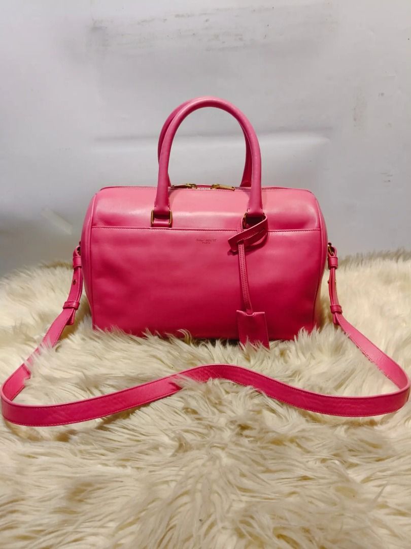 Original YVES SAINT LAURENT YSL (Category: Shoulder Bags) located in Cabuyao City. Submitted by your____lux____shop (Listing ID 1465685118, Image 1). Description: Rush Sale❗ Original Yves Saint Laurent Preloved Medium Pure genuine leather 📌First to pay!.