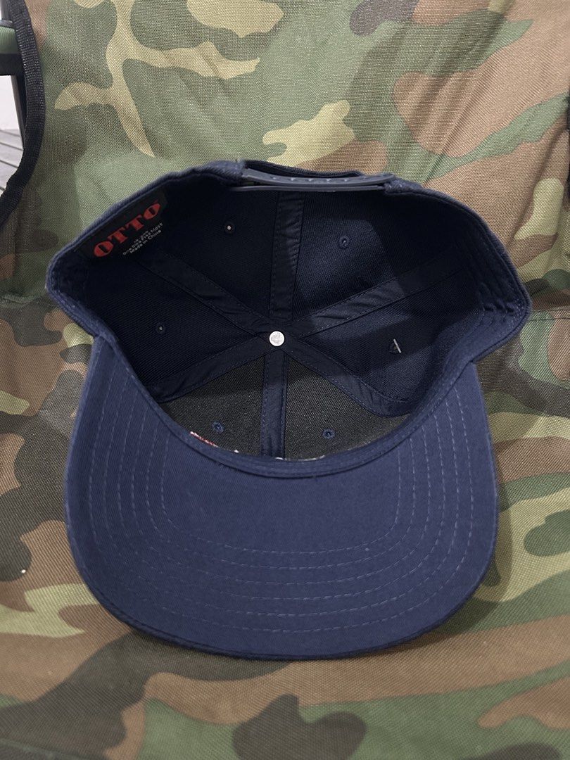 Otto Snapback (Category: Caps & Hats) located in Dinalupihan. Submitted by dtown_vintage2110 (Listing ID 1465693051, Image 2). Description: Otto Snapback Acrylic Wool Excellent.