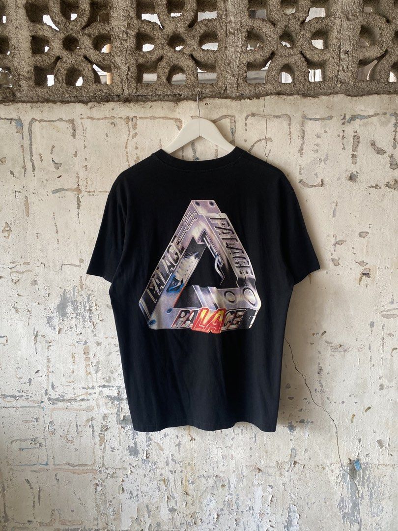 Palace - Terminator Tee (Category: Tshirts & Polo Shirts ) located in Puerto Princesa. Submitted by something___. (Listing ID 1465668898, Image 1). Description: Palace - Terminator Tee Tagged Size: XL (Dimension) Length: 28 Width: 22.7 Condition: Excellent Color rate: 9.8 Flaws: None.