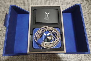 （分類：）位於 。 由 secondhandaudio 提交（商品編號 1465726166，圖片 1）。簡介： 。