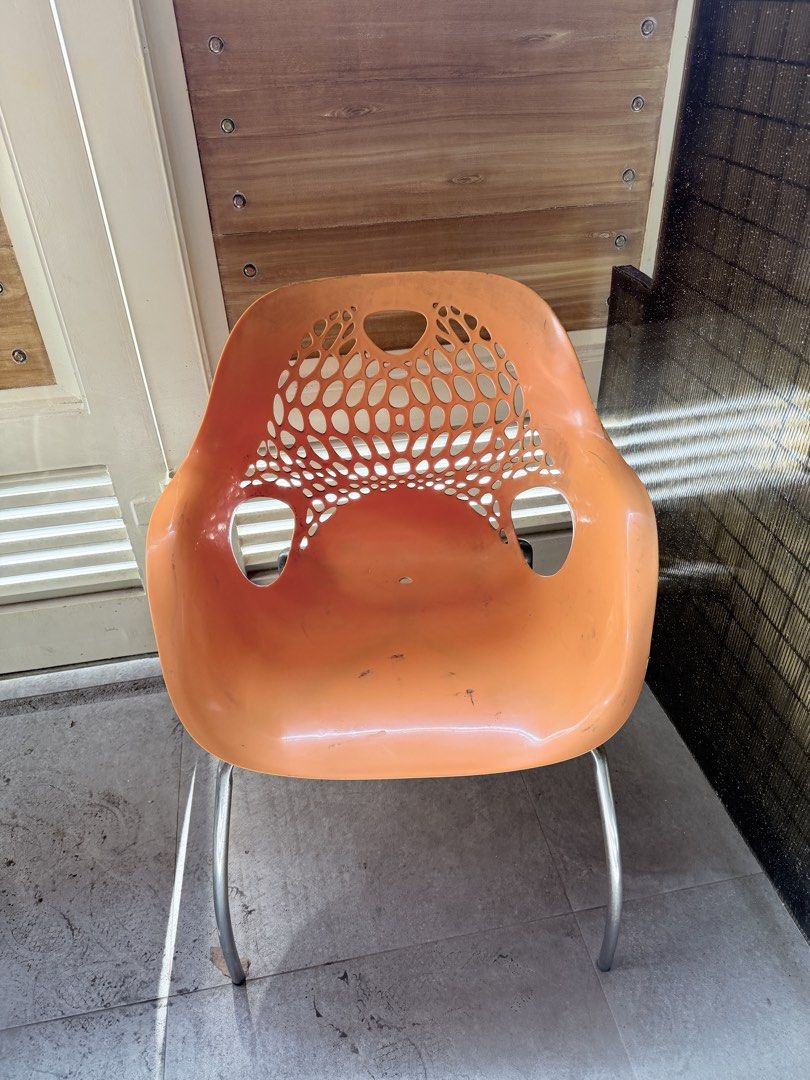 Pantry, Canteen Dining Chair (Category: Chairs) located in Quezon City. Submitted by happyquailegg (Listing ID 1465729413, Image 3). Description: Pantry / Dining Chair Good condition Some have scratches/signs of usage ₱400 each if 1-4pcs ₱350 each if 5 to 7pcs ₱2400 if take all (8pcs) Location: Alta Vista Homes Reparo Road Caloocan City Message us for inquiries and reservations😊.