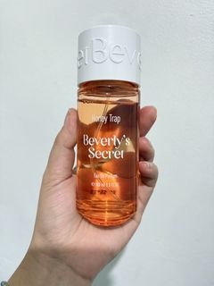 (Kategori: ) berada di . Dikirim oleh decluttering.lemari (ID iklan 1465707233, Gambar 1). Deskripsi: .