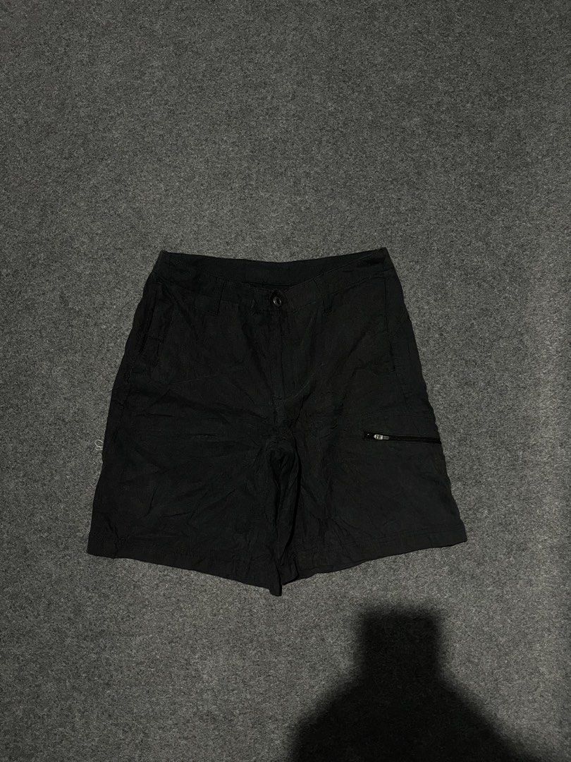 Patagonia short (Category: Shorts) located in Lapu Lapu. Submitted by jhonrener41426 (Listing ID 1464570646, Image 2). Description: Size 28 Length-17 Leg opening-11.5 Excellent condition Color rate 9.5/10 Authentic Issue none .