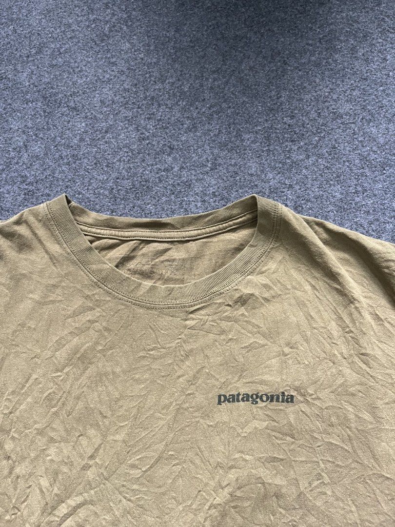 Patagonia sweatshirt olive (Category: Coats, Jackets and Outerwear) located in Lapu Lapu. Submitted by jhonrener41426 (Listing ID 1465023853, Image 3). Description: Fit to large Waist-22 Length-27 Excellent condition Color rate 9.8/10 Authentic Color olive Issue none .