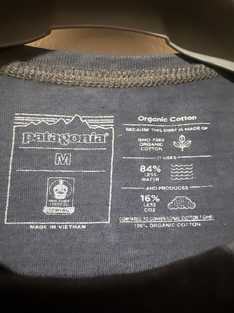 Patagonia Tshirt (Category: Tshirts & Polo Shirts ) located in Danao, Cebu. Submitted by welvirinec29053 (Listing ID 1465669284, Image 2). Description: Patagonia Tshirt Parang na dye na cxa size M 23x26 Colorate 8x10 Makapal tela.