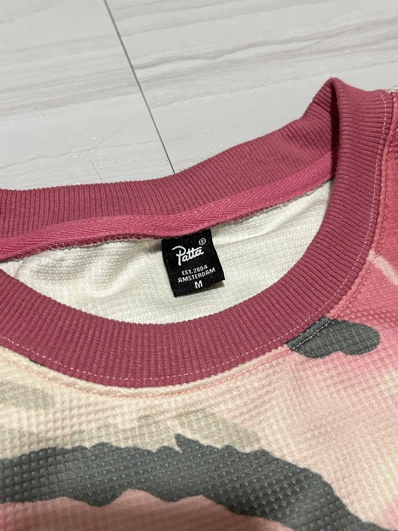 Patta Pink Camou Waffle Longsleeves (Category: Coats, Jackets and Outerwear) located in Manila. Submitted by blessed.drei (Listing ID 1465716507, Image 3). Description: Brandnew with Ziplock Included Width : 22 Length 28 Size Medium Authentic No Issues ₱1500 + Shipping 📍 Deca Homes, Manila.