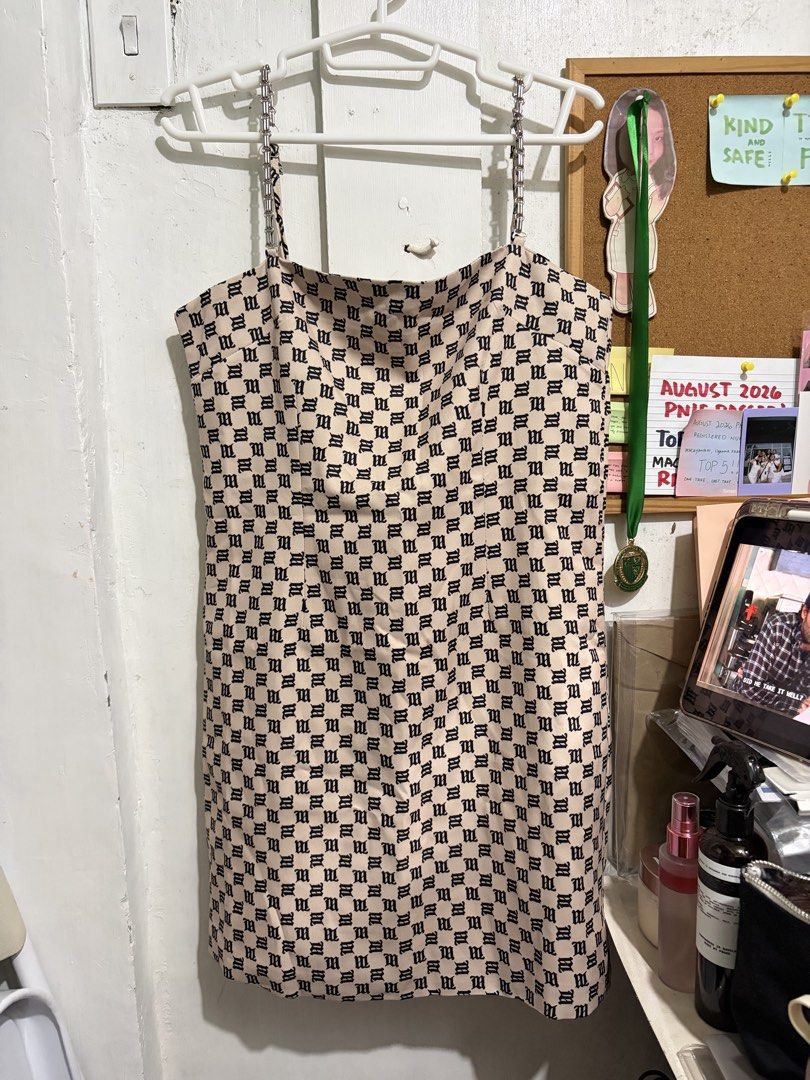 Pattern Rompers (Category: Rompers) located in Quezon City. Submitted by berrystrawng (Listing ID 1465709258, Image 1). Description: .