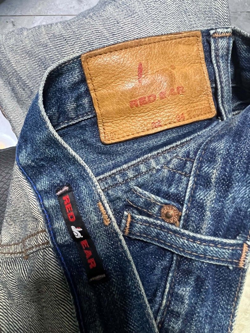 Paul Smith red ear (Category: Jeans) located in General Santos City (Dadiangas). Submitted by rexthegreat (Listing ID 1465728083, Image 3). Description: SELVEDGE HARD DENIM AS NEW CONDITION.