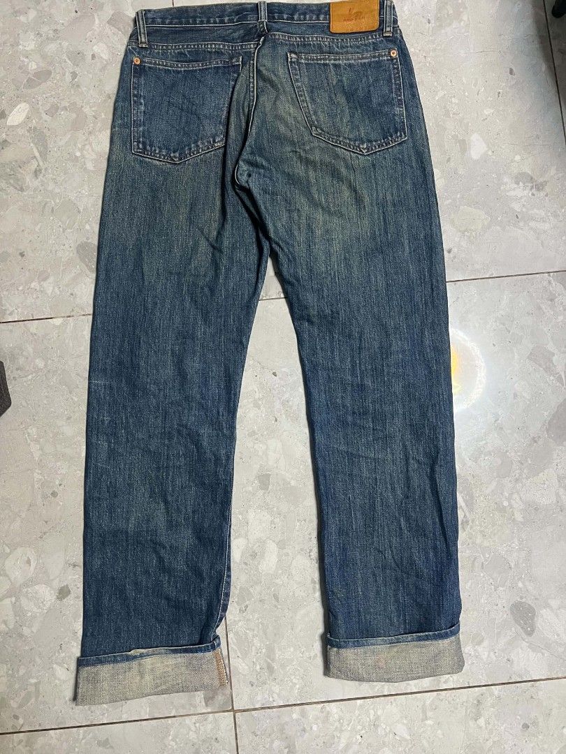 Paul Smith red ear (Category: Jeans) located in General Santos City (Dadiangas). Submitted by rexthegreat (Listing ID 1465728083, Image 2). Description: SELVEDGE HARD DENIM AS NEW CONDITION.