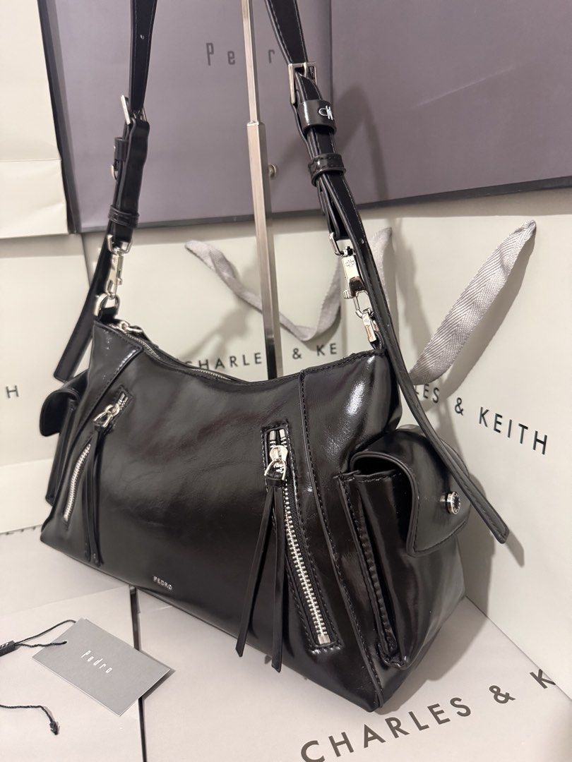 Pedro kristen hobo bag (Category: Cross-body Bags) located in Cavite. Submitted by miksycrls (Listing ID 1465618462, Image 2). Description: PedroBAGS AVAILABLE✨👜🛍️ 📌REMINDER PLS READ BELOW ⬇️ ✨INCLUSION✨ 🔗TAG&DUSTBAG 🔗WHAT YOU SEE IS WHAT YOU GET 🔗manage your expectations items are MPO | Mall Pull Out 📩 TO ORDER | ASK DETAILS | PHOTO’S: Send me a private message! +60paperbag 💸:GCASHH/GOTYMEE 📍:IMUSCAVITE 🚚:SCO|SPX EXPRESS SF ONLY📦 OTHE