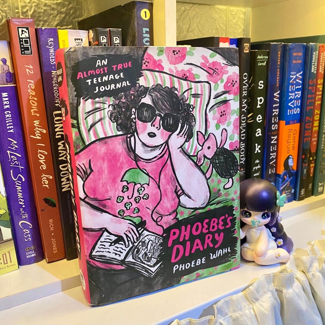 Phoebe's Diary Graphic Novels and Book (Category: Comics & Manga) located in Quezon City. Submitted by sdmrdrgz (Listing ID 1465637778, Image 1). Description: very thick! sellers fave ♡ — quitting sale! (open for take all) • must bought 3 up! • HARDBOUND AND THICK • all in brandnew condi ; bought from fullybooked/NBS ಄ mod: via jnt or lalamove ಄ mop: gcash or maribank 📍 qc.