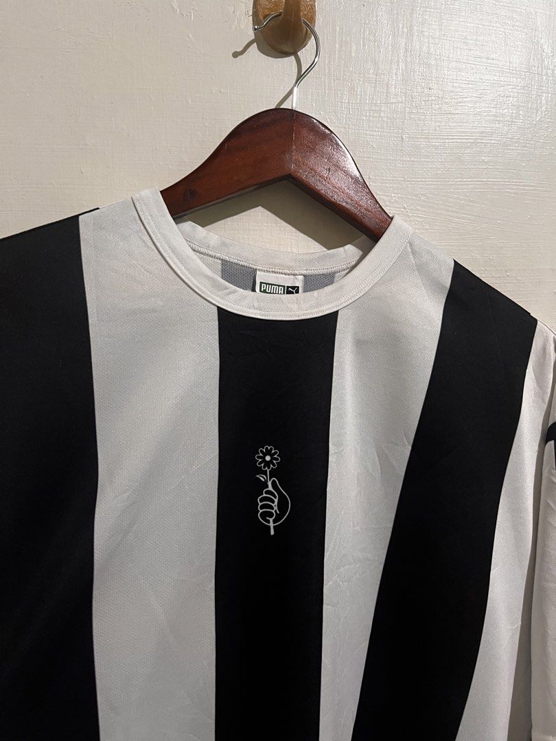 PIMA X BTS (Category: Activewear) located in Sagay. Submitted by jan_arvene (Listing ID 1465714938, Image 2). Description: 📌 P uma bts collection Size medium 27” length 23” width Good condition and color rate Jersey type No issues Pm.