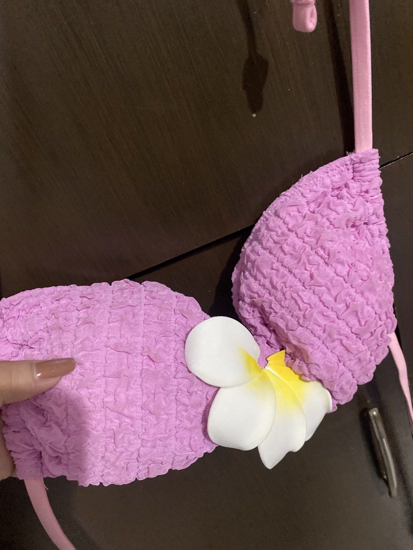 Pink aesthetic swimsuit (Category: Bikinis & Swimsuits) located in Manila. Submitted by raine_cloud (Listing ID 1465590053, Image 2). Description: .