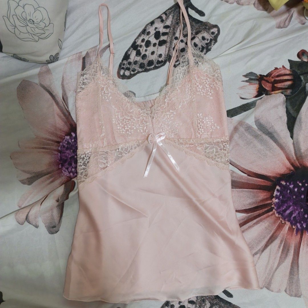 Pink Lace Cami Top (Category: Sleeveless) located in Maragondon. Submitted by wynne.picks (Listing ID 1465694960, Image 3). Description: Super Kinis Like New Cami Top No Flaws s-m.
