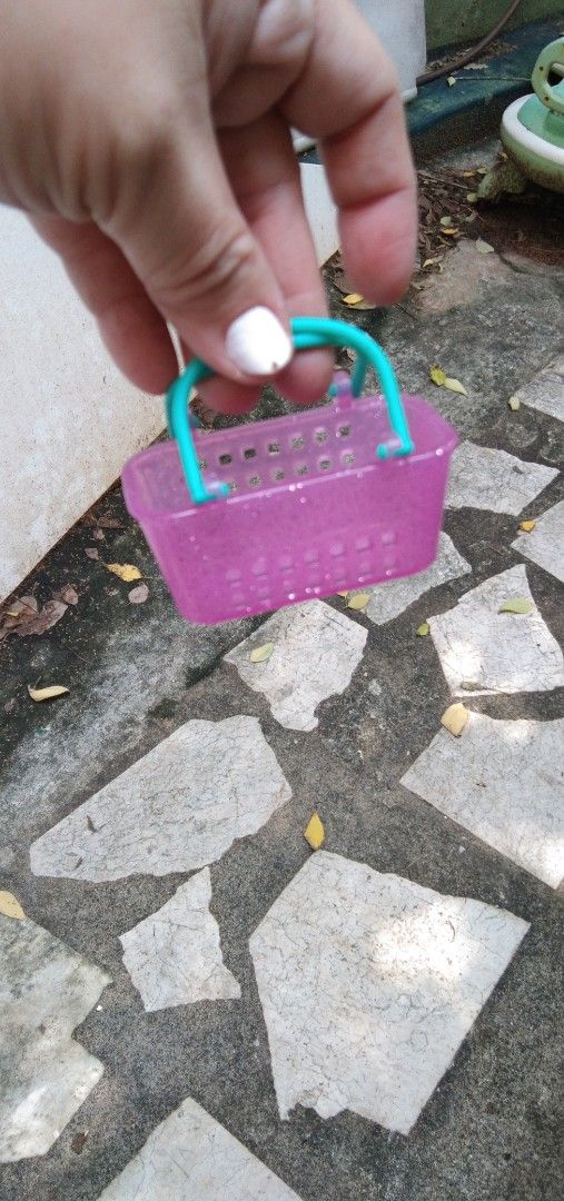 Pink shopping basket shopkins (Category: Kids Toys) located in Quezon City. Submitted by eidorableshop (Listing ID 1465596440, Image 3). Description: .