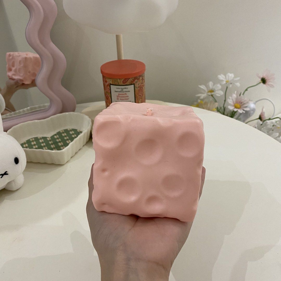 Pink Vaseline Cheese Squishy Toy (Category: Plushies & Soft Toys) located in San Pedro. Submitted by jellybean.co (Listing ID 1465720362, Image 1). Description: .