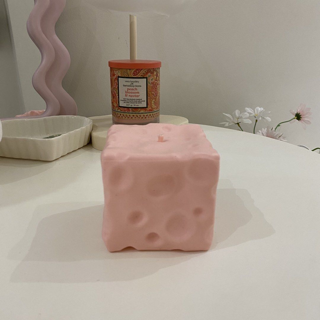 Pink Vaseline Cheese Squishy Toy (Category: Plushies & Soft Toys) located in San Pedro. Submitted by jellybean.co (Listing ID 1465720362, Image 2). Description: .