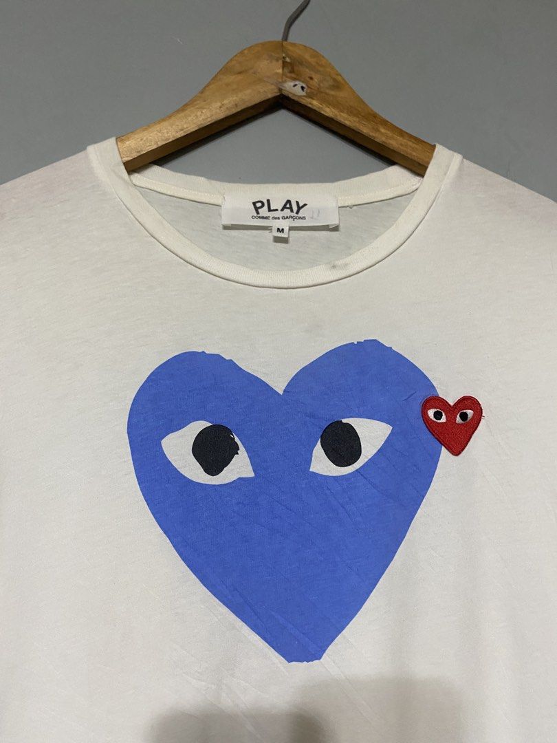 Play CDG SHIRT (Category: Tshirts & Polo Shirts ) located in Antipolo. Submitted by treasurethings02 (Listing ID 1465711442, Image 2). Description: Play CDG SHIRT DIMENSION 20W/27.5 L M ON TAG EXCELLENT CONDITION LASER PRINT EMBROIDERED HEART LOGO DETAILS ON PHOTO .
