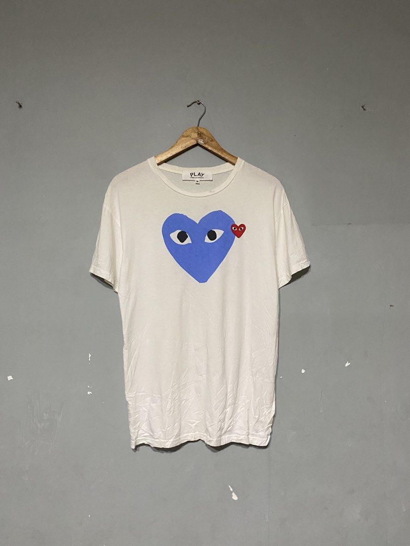 Play CDG SHIRT (Category: Tshirts & Polo Shirts ) located in Antipolo. Submitted by treasurethings02 (Listing ID 1465711442, Image 1). Description: Play CDG SHIRT DIMENSION 20W/27.5 L M ON TAG EXCELLENT CONDITION LASER PRINT EMBROIDERED HEART LOGO DETAILS ON PHOTO .