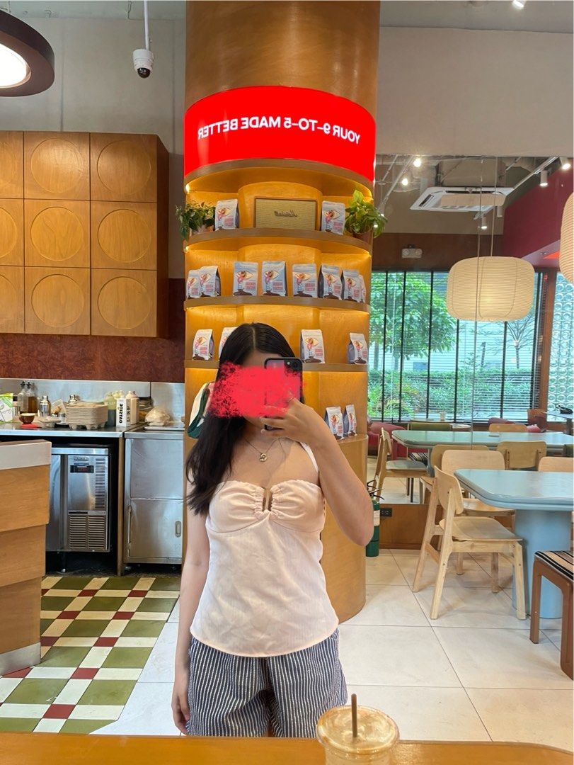 Pleated Halter Top (Category: Sleeveless) located in Caloocan City. Submitted by loveshanks (Listing ID 1465737179, Image 1). Description: used once only.