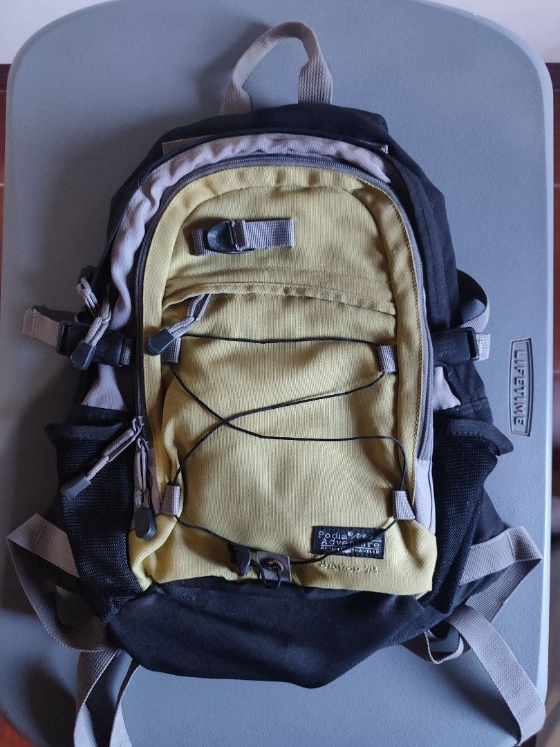 PODIA ADVENTURE (JUNIOR 12) (Category: Hiking & Camping) located in Bayambang. Submitted by koensells (Listing ID 1465642304, Image 1). Description: - hiking backpack for kids - need wash only - no defects, minor flaws only MOP: GCASH/MARI MOD: JNT strictly no returning of items.