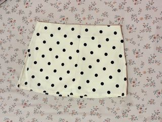(Category: ) located in . Submitted by ji.glam (Listing ID 1465620684, Image 1). Description: .