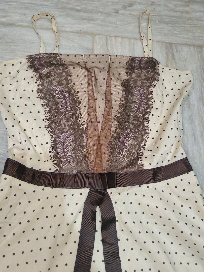 Polka dress (Category: Dresses) located in Mandaluyong City. Submitted by bravestone_7b1fa4 (Listing ID 1465706024, Image 2). Description: .