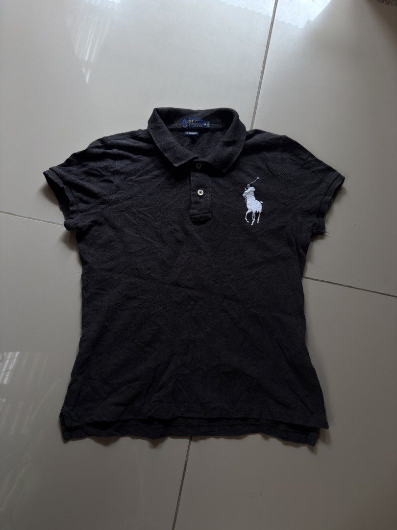 Polo Ralph Lauren (Category: Shirts) located in Tubigon. Submitted by gentlemoon_9a468c (Listing ID 1465648855, Image 2). Description: WTS‼️ Ralph Lauren Polo Shirt (Womens) ♻️ Size Medium Width 18 Length 22 Excellent Condition PRICE - ₱350 📍Bohol, Visayas.