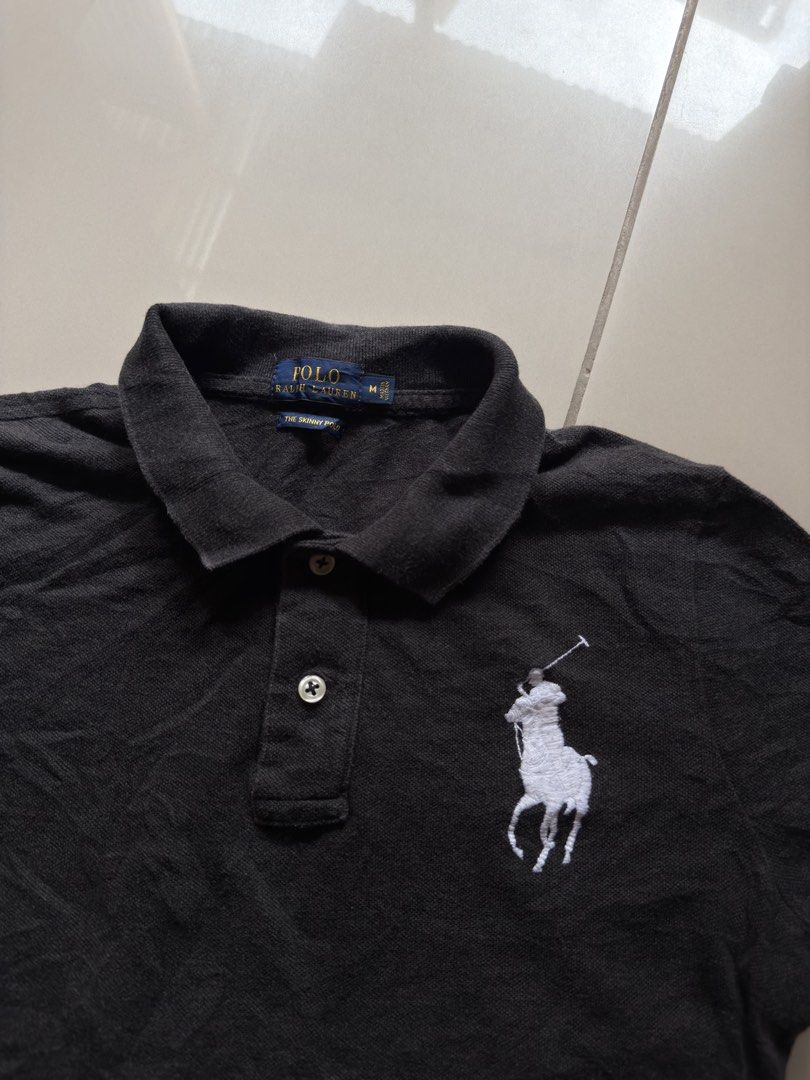 Polo Ralph Lauren (Category: Shirts) located in Tubigon. Submitted by gentlemoon_9a468c (Listing ID 1465648855, Image 3). Description: WTS‼️ Ralph Lauren Polo Shirt (Womens) ♻️ Size Medium Width 18 Length 22 Excellent Condition PRICE - ₱350 📍Bohol, Visayas.