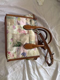 （分類：）位於 。 由 chrysanthemummmmmm 提交（商品編號 1465603373，圖片 1）。簡介： 。