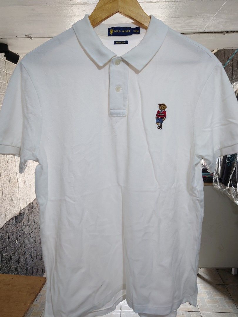 Polo sport Poloshirt tshirt thrift (Category: Tshirts & Polo Shirts ) located in Paranaque City. Submitted by emzeicool48572 (Listing ID 1465632513, Image 1). Description: Size: Medium to Large 21x27.5-29.5 Inch) Material: Cotton Color: White color rate: 9.5/10 Condition: 9.5/10 issue: cut washtag 📍Tambo Paranaque 💸Payment: Pay Maya only 📦🚚 Delivery: Lalamove or j&t (order mo book mo) No return policy Buy at your own risk Don't expect too muc