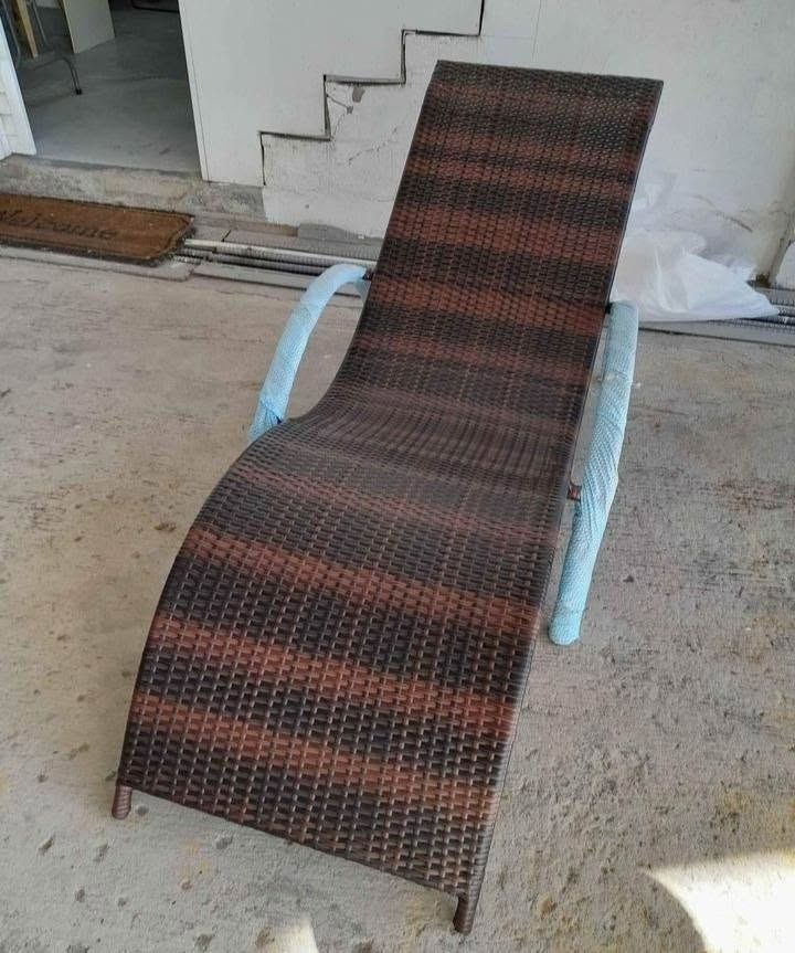 POOL LOUNGE CHAIR (Category: Outdoor Furniture) located in Muntinlupa City. Submitted by affordable_surplus.1 (Listing ID 1465582028, Image 2). Description: NEW ARRIVAL POOL LOUNGE CHAIR SURPLUS FROM AUSTRALIA Price: 7,900 Contact Reine - 09611741423.