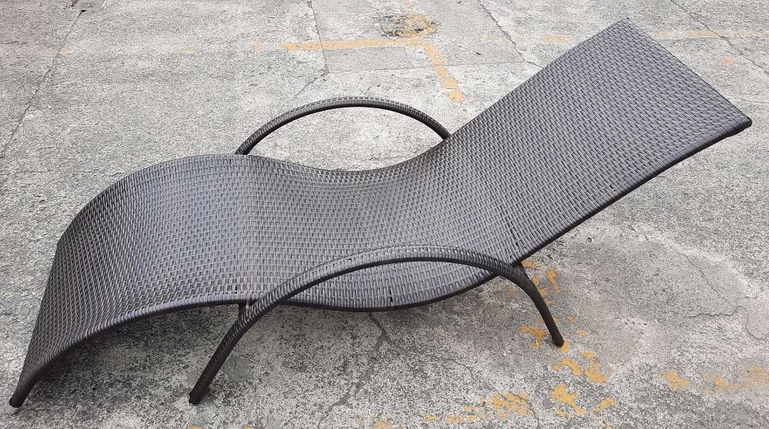 POOL LOUNGE CHAIR (Category: Outdoor Furniture) located in Muntinlupa City. Submitted by affordable_surplus.1 (Listing ID 1465582028, Image 1). Description: NEW ARRIVAL POOL LOUNGE CHAIR SURPLUS FROM AUSTRALIA Price: 7,900 Contact Reine - 09611741423.
