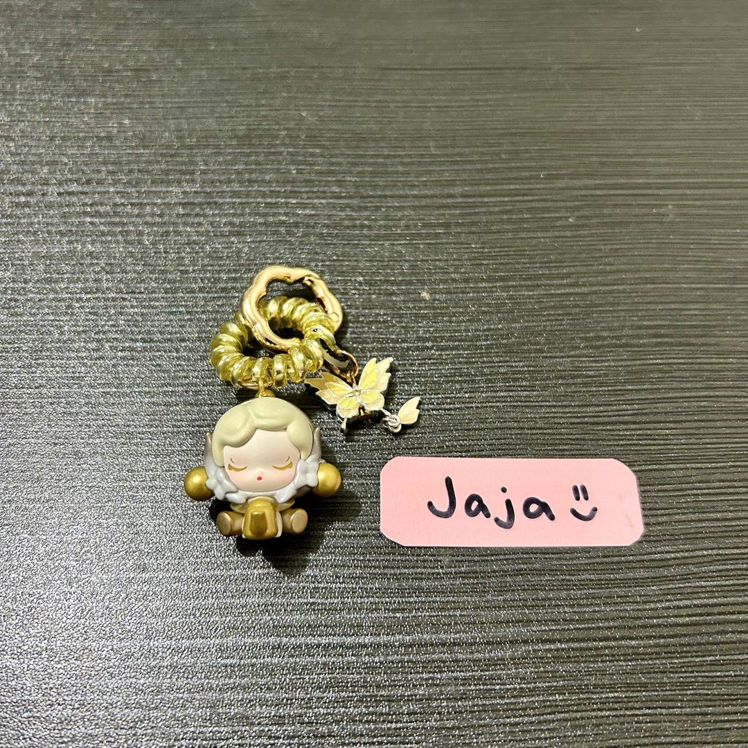 Pop Mart Skullpanda Pop Bean Secret Keychain DIY (Category: Designer & Blind Box Toys) located in Paranaque City. Submitted by jajacart (Listing ID 1465698752, Image 1). Description: wts • lfb Skullpanda Pop Bean Secret - Petals in Four Acts (Keychain DIY) - not used 📍Paranaque MOP: bdo, bpi, gcash MOD: j&t, lalamove Reply/PM if interested :) .
