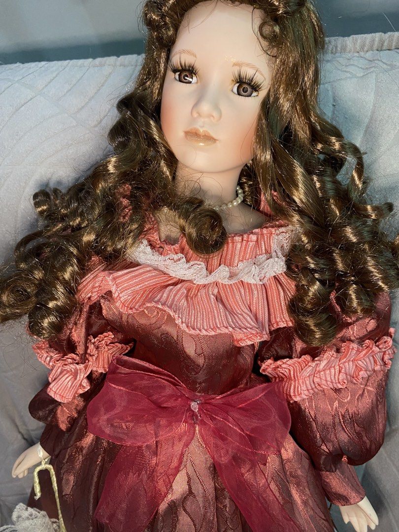 Porcelain 26 inches (Category: Action & Battle Toys) located in Batangas. Submitted by menema (Listing ID 1465685893, Image 2). Description: Porcelain doll Victorian Good condition 26 inches GCash payment Jnt Courier Please don’t offer if ur not sure to buy .
