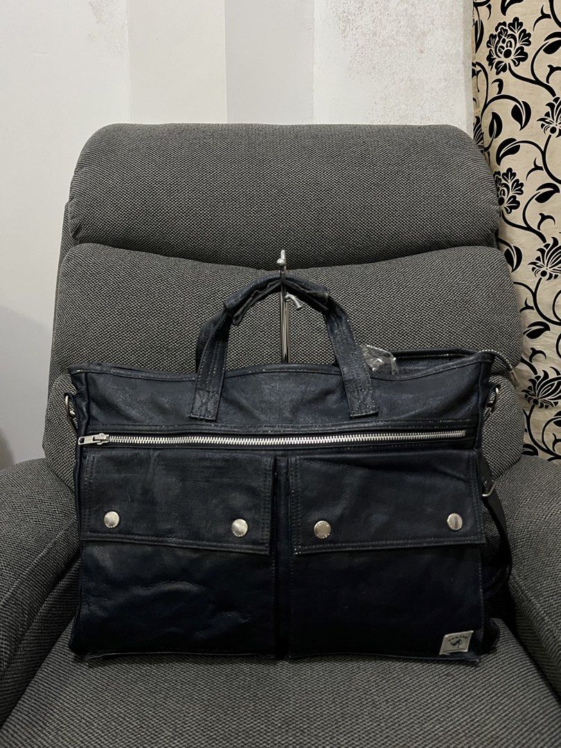 Porter International Leather 2 Way Bag (Category: Sling Bags) located in Baguio. Submitted by whatthestore (Listing ID 1465718522, Image 1). Description: .